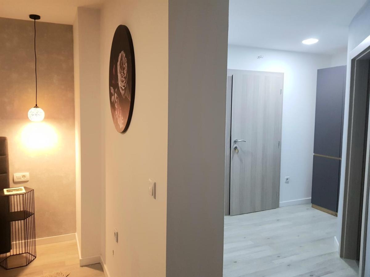 Rooms Vanteo Korenica Luaran gambar