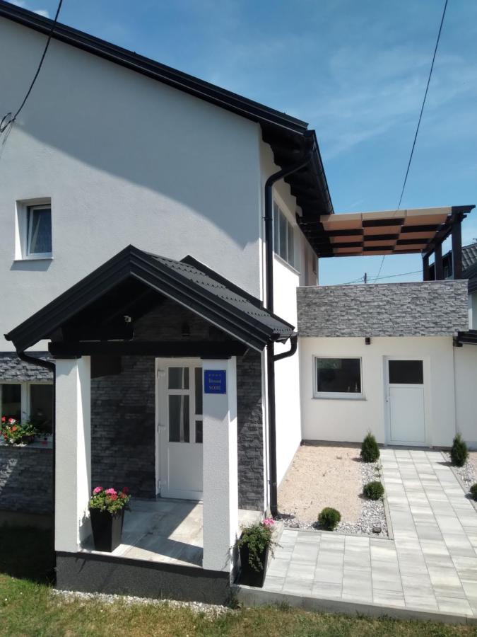 Rooms Vanteo Korenica Luaran gambar